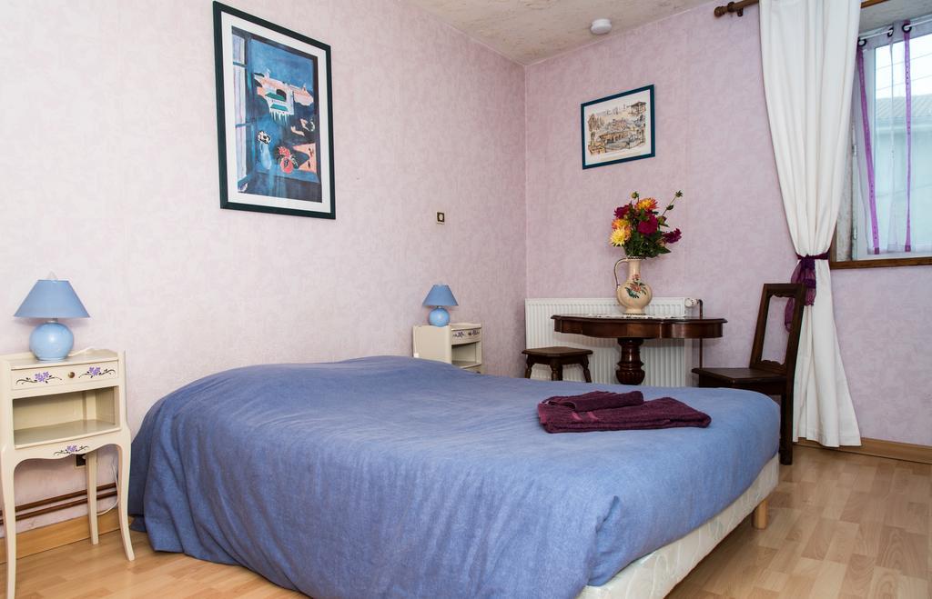 La Ferme Des 3 Suissesses Bed and Breakfast Saint-Paul  Buitenkant foto