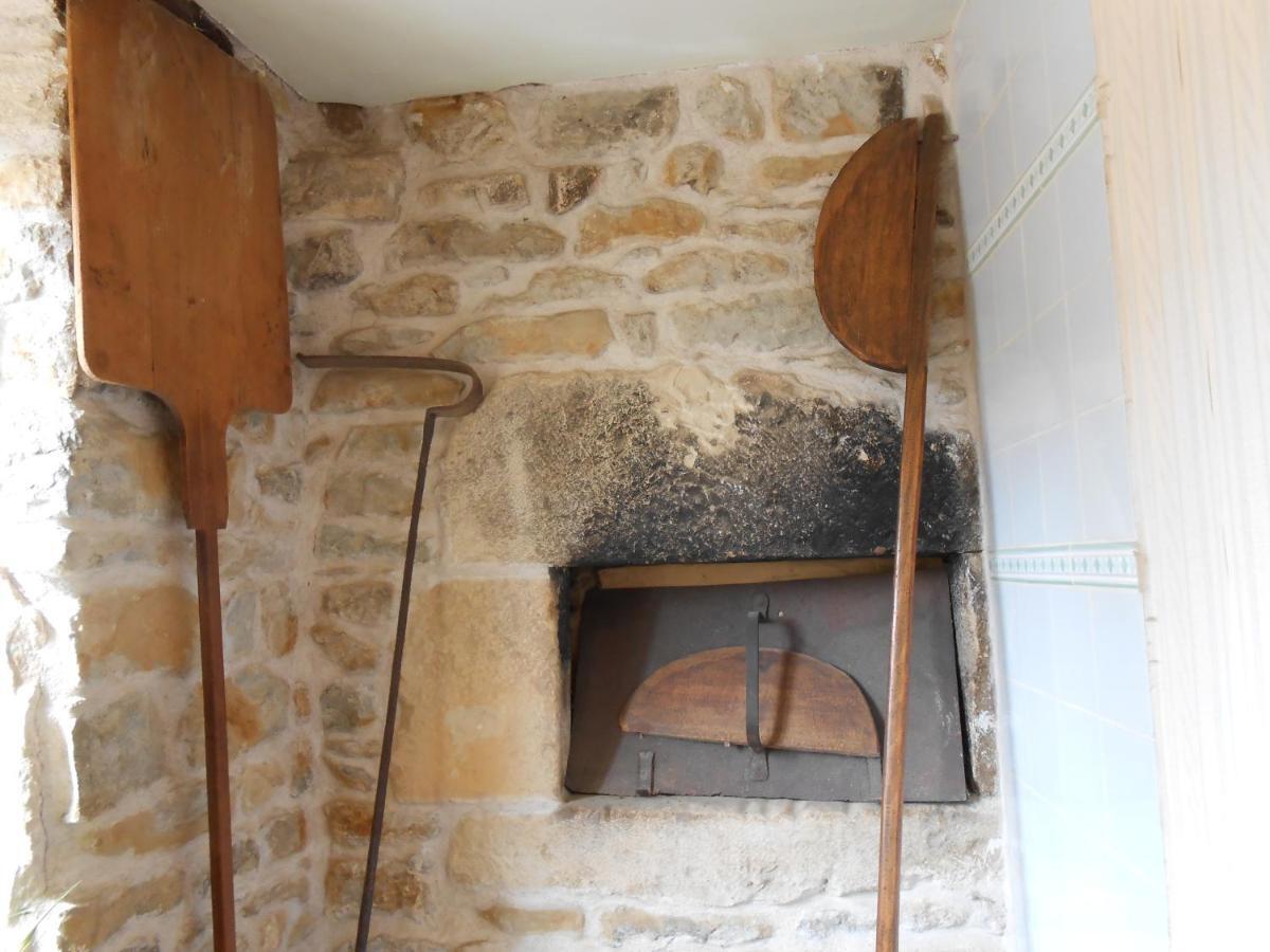 La Ferme Des 3 Suissesses Bed and Breakfast Saint-Paul  Buitenkant foto