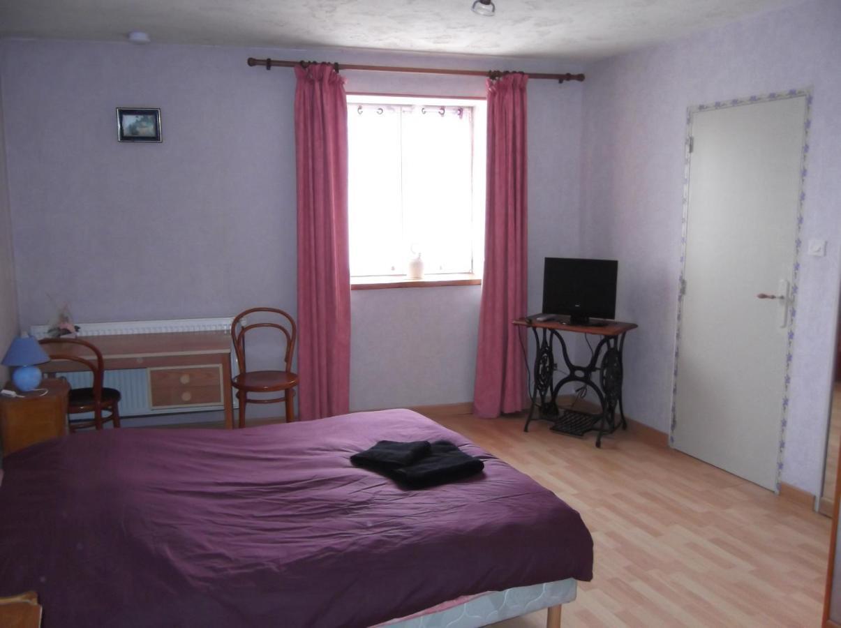 La Ferme Des 3 Suissesses Bed and Breakfast Saint-Paul  Buitenkant foto